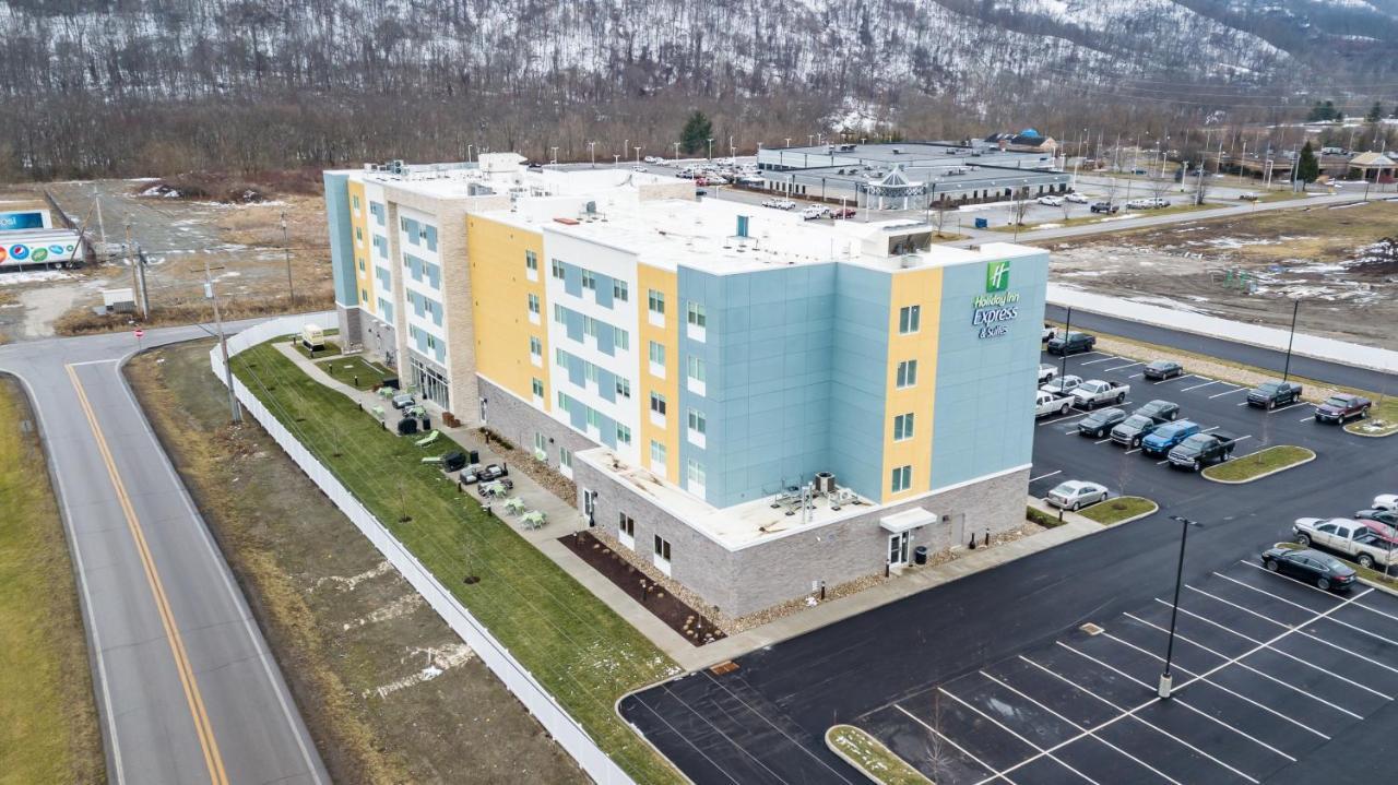 Holiday Inn Express & Suites - Moundsville By Ihg Exterior photo